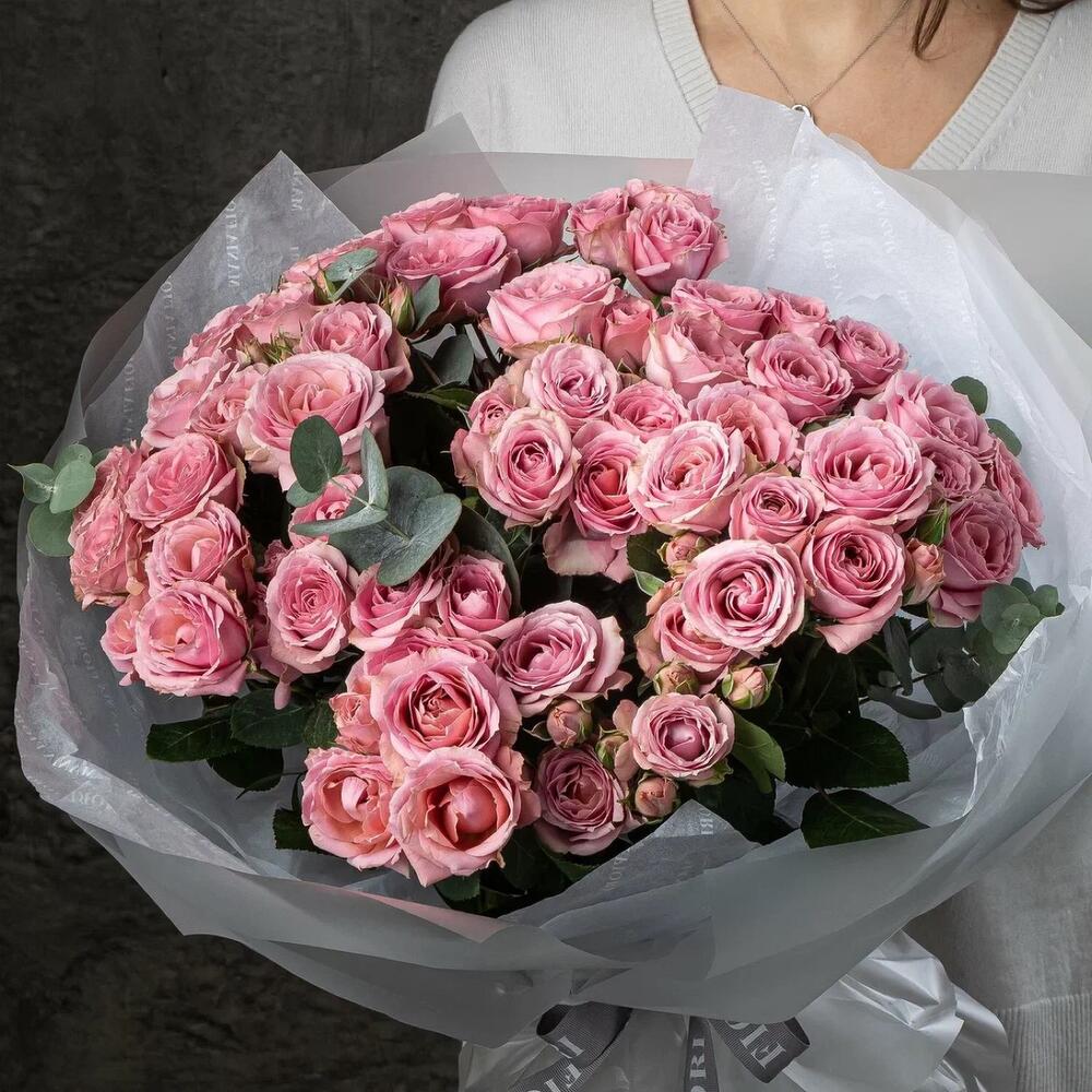 Букет из кустовой розы Pink Irishka M